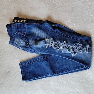 Tush Push size 1 Distressed Skinny Jeans